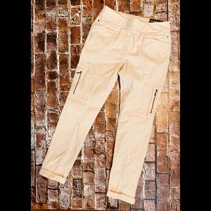 NWT Chico’s Slimming Ankle Jeans SZ 00